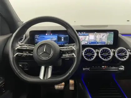 Photo 70 Mercedes GLA  200 d 8G-DCT