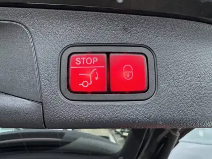 Photo 12 Mercedes GLA  200 d 8G-DCT