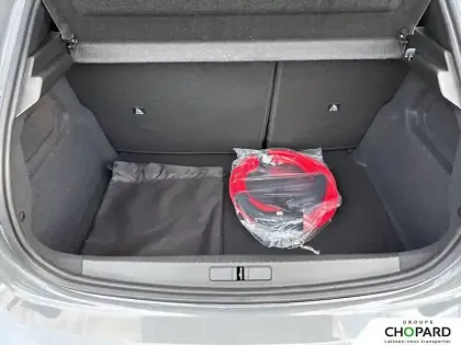 Photo 7 Peugeot 208  Electrique 50 kWh 136ch