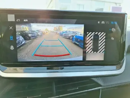 Photo 34 Peugeot 2008  Hybrid 145 e-DCS6