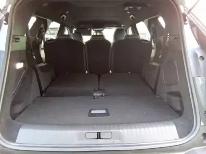 Photo 53 Peugeot 5008  Hybrid 145 e-DCS6