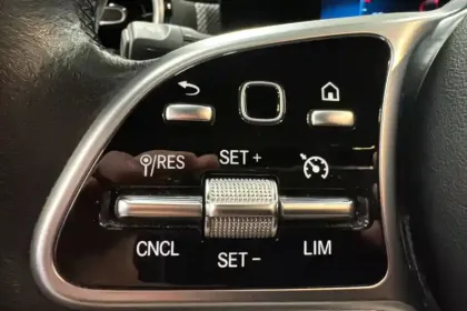 Photo 14 Mercedes CLA  Shooting Brake 200 d 8G-DCT