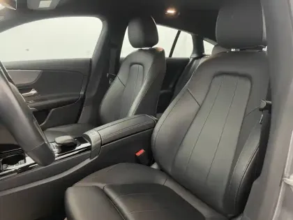 Photo 32 Mercedes CLA  Shooting Brake 200 d 8G-DCT