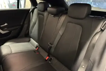 Photo 10 Mercedes CLA  Shooting Brake 200 d 8G-DCT