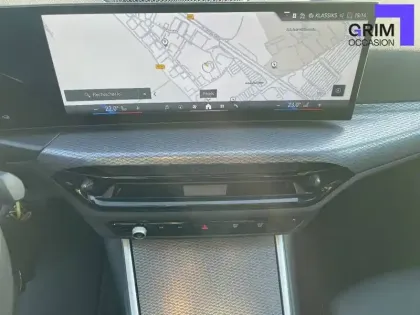 Photo 8 BMW Serie 3 330e xDrive 292 ch BVA8