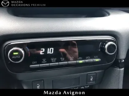 Photo 20 Mazda Mazda2  Hybrid 1.5L CVT 116 ch