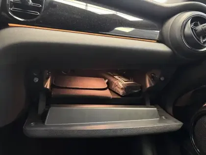 Photo 24 Mini Mini Hatch 3 Portes Cooper SE 184 ch