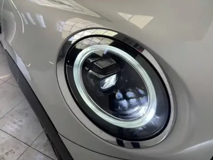 Photo 15 Mini Mini Hatch 3 Portes Cooper SE 184 ch