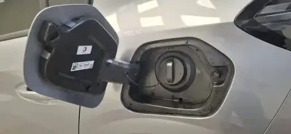 Photo 8 Peugeot 208  100 S&S BVM6