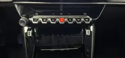 Photo 77 Peugeot 208  100 S&S BVM6