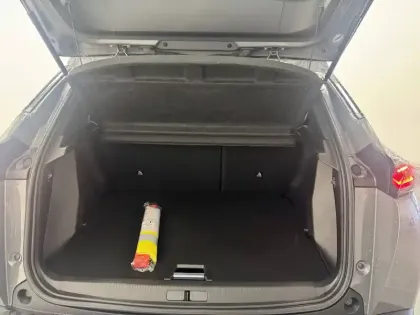 Photo 70 Peugeot 2008  100 S&S BVM6