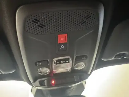 Photo 48 Peugeot 2008  100 S&S BVM6