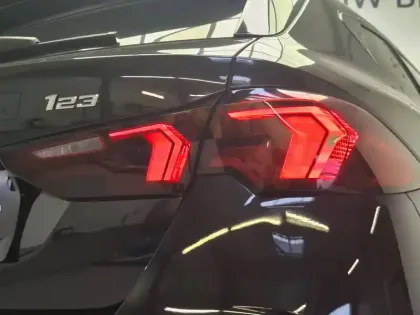 Photo 10 BMW Serie 1 123 xDrive 218 ch DKG7