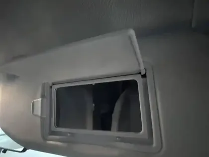 Photo 33 Peugeot 208  Electrique 50 kWh 136ch