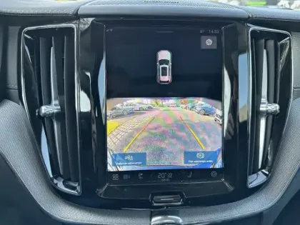 Photo 17 Volvo Xc60  T6 Recharge AWD 253 ch + 145 ch Geartronic 8