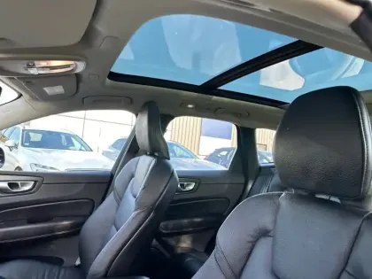 Photo 11 Volvo Xc60  T6 Recharge AWD 253 ch + 145 ch Geartronic 8