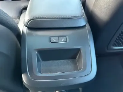 Photo 10 Volvo Xc60  T6 Recharge AWD 253 ch + 145 ch Geartronic 8