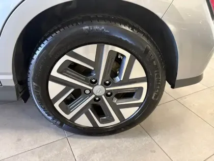 Photo 15 Hyundai Kona  Electrique 64 kWh - 204 ch