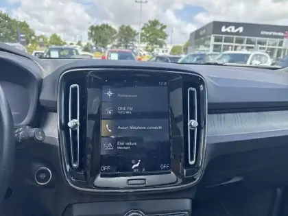 Photo 9 Volvo Xc40  T4 190 ch Geartronic 8