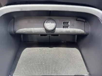 Photo 12 Volvo Xc40  T4 190 ch Geartronic 8