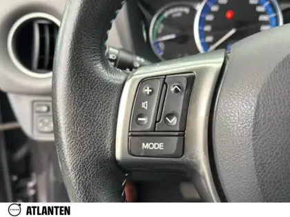 Photo 17 Toyota Yaris  Hybride 100h