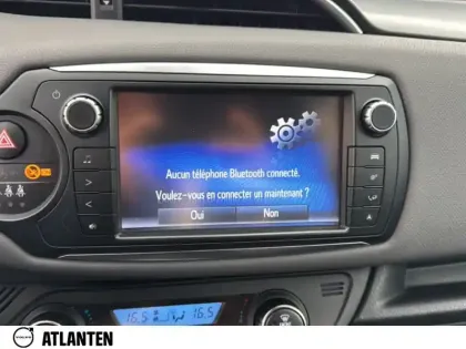 Photo 11 Toyota Yaris  Hybride 100h