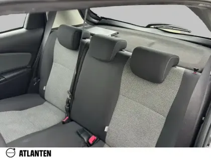 Photo 5 Toyota Yaris  Hybride 100h