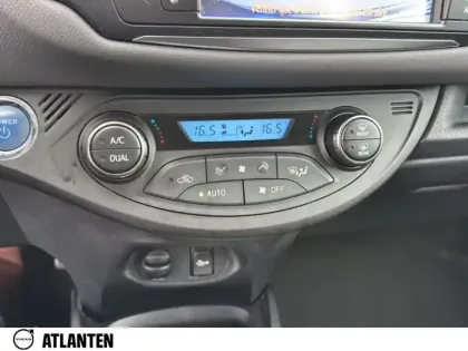 Photo 13 Toyota Yaris  Hybride 100h