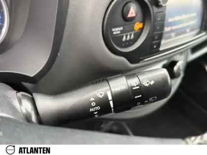 Photo 22 Toyota Yaris  Hybride 100h