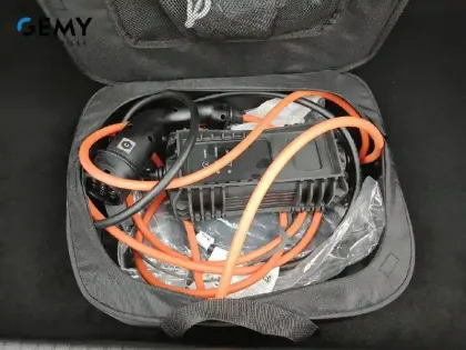 Photo 19 Peugeot 208  Electrique 50 kWh 136ch