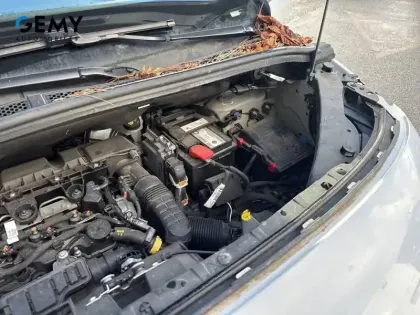 Photo 13 Peugeot Partner  FOURGON STANDARD 650 KG BLUEHDI 100 S&S BVM6