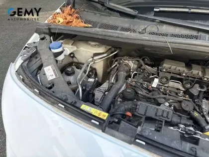 Photo 12 Peugeot Partner  FOURGON STANDARD 650 KG BLUEHDI 100 S&S BVM6