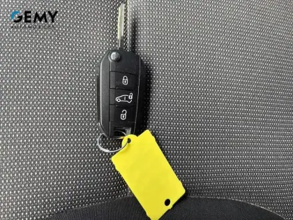 Photo 19 Peugeot Partner  FOURGON STANDARD 650 KG BLUEHDI 100 S&S BVM6