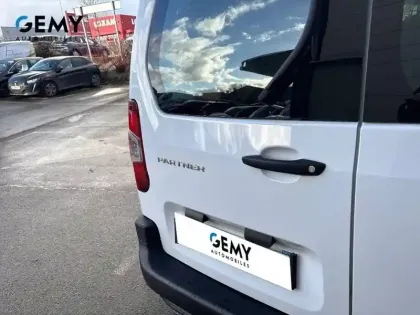 Photo 15 Peugeot Partner  FOURGON STANDARD 650 KG BLUEHDI 100 S&S BVM6