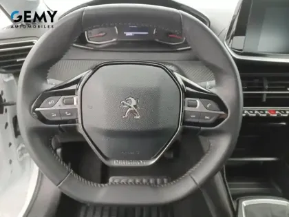 Photo 54 Peugeot 208  PureTech 75 S&S BVM5