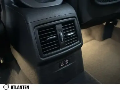 Photo 13 BMW X1  sDrive 18i 140 ch DKG7