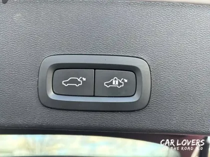 Photo 20 Volvo Xc40  T2 129 ch Geartronic 8