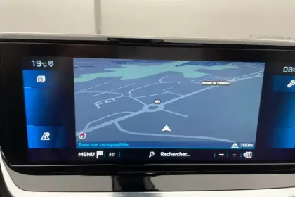 Photo 14 Peugeot 2008  BlueHDi 110 S&S BVM6