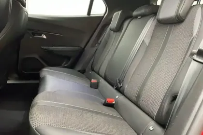 Photo 13 Peugeot 2008  BlueHDi 110 S&S BVM6