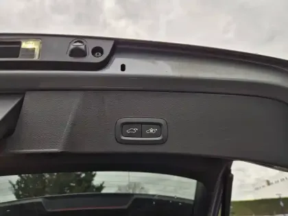 Photo 8 Volvo Xc40  Recharge Twin AWD 408 ch 1EDT