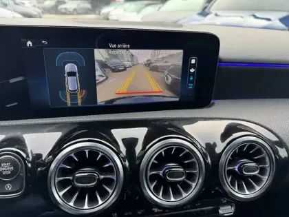 Photo 11 Mercedes Classe A  200 7G-DCT