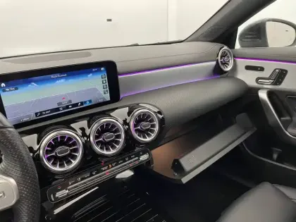 Photo 31 Mercedes CLA  Coupé 220 d 8G-DCT