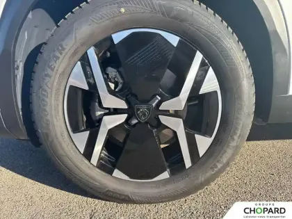 Photo 11 Peugeot 2008  Hybrid 145 e-DCS6