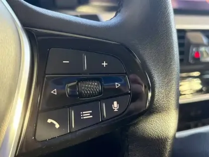 Photo 20 BMW Serie 5 Touring 530e TwinPower Turbo 292 ch BVA8