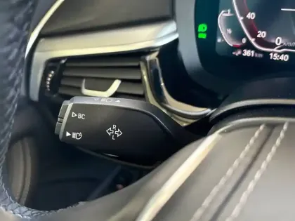 Photo 46 BMW Serie 5 Touring 530e TwinPower Turbo 292 ch BVA8