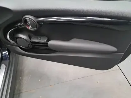 Photo 22 Mini Mini Gén. III (F56) Ph2 Heddon Street 3