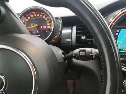 Photo 29 Mini Mini Gén. III (F56) Ph2 Heddon Street 3