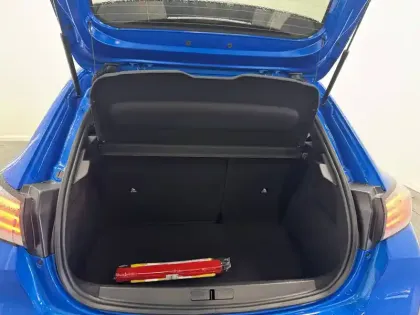 Photo 75 Peugeot 208  100 S&S BVM6