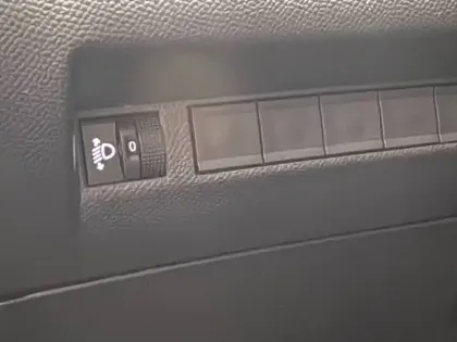 Photo 63 Peugeot 208  100 S&S BVM6