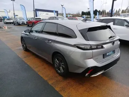 Photo 27 Peugeot 308  SW BlueHDi 130ch S&S EAT8